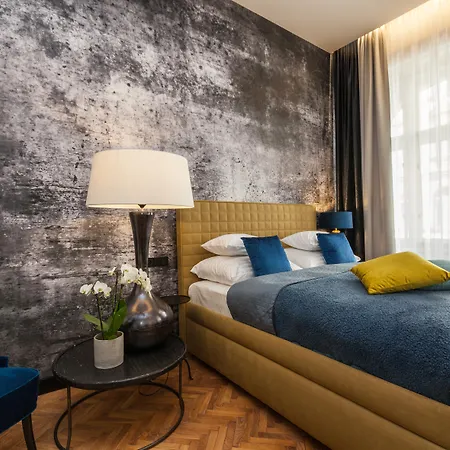 Hotell Antik Prag
