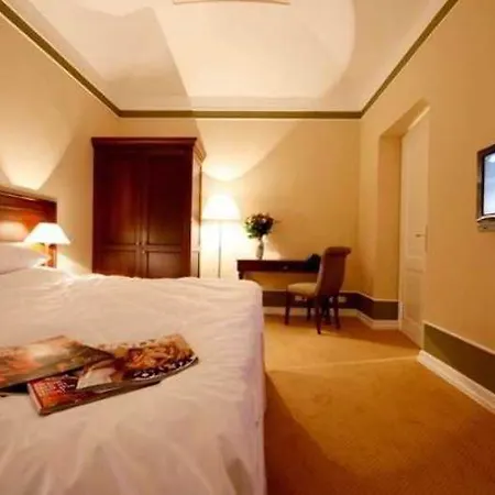 Hotel Antik