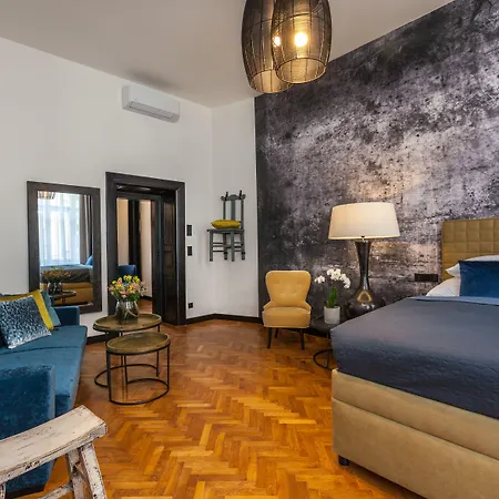 Hotel Antik